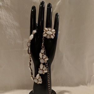 NWOT White & Gold Fashion Jewelry Gift Set